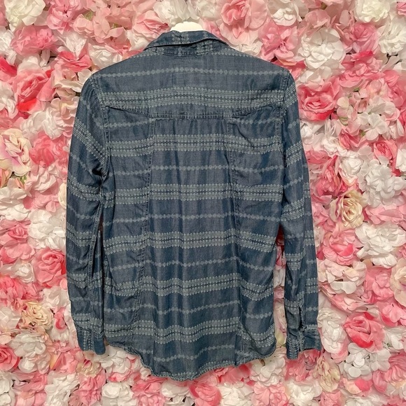 Thread & Supply Patterned Denim Button Up Sz S - Picture 3 of 5